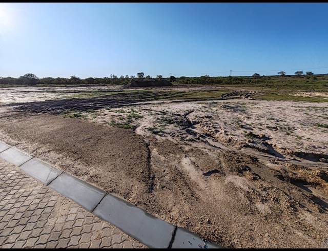 3,072M² VACANT LAND FOR SALE IN LOUWVILLE